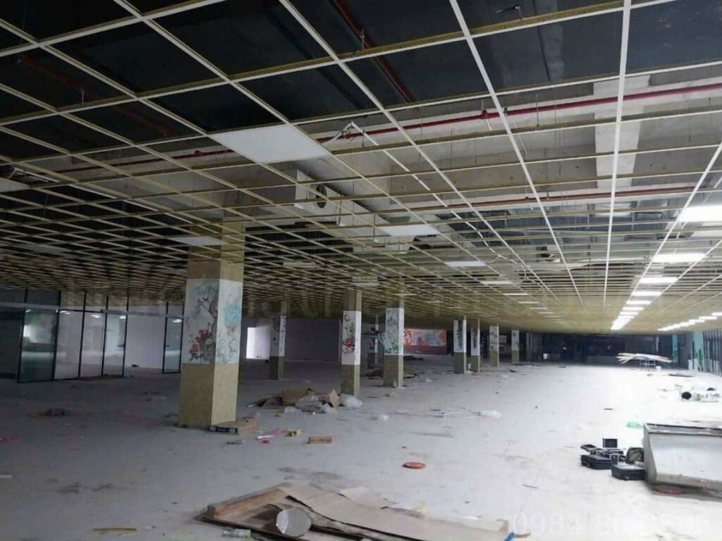 Trần thả thạch cao